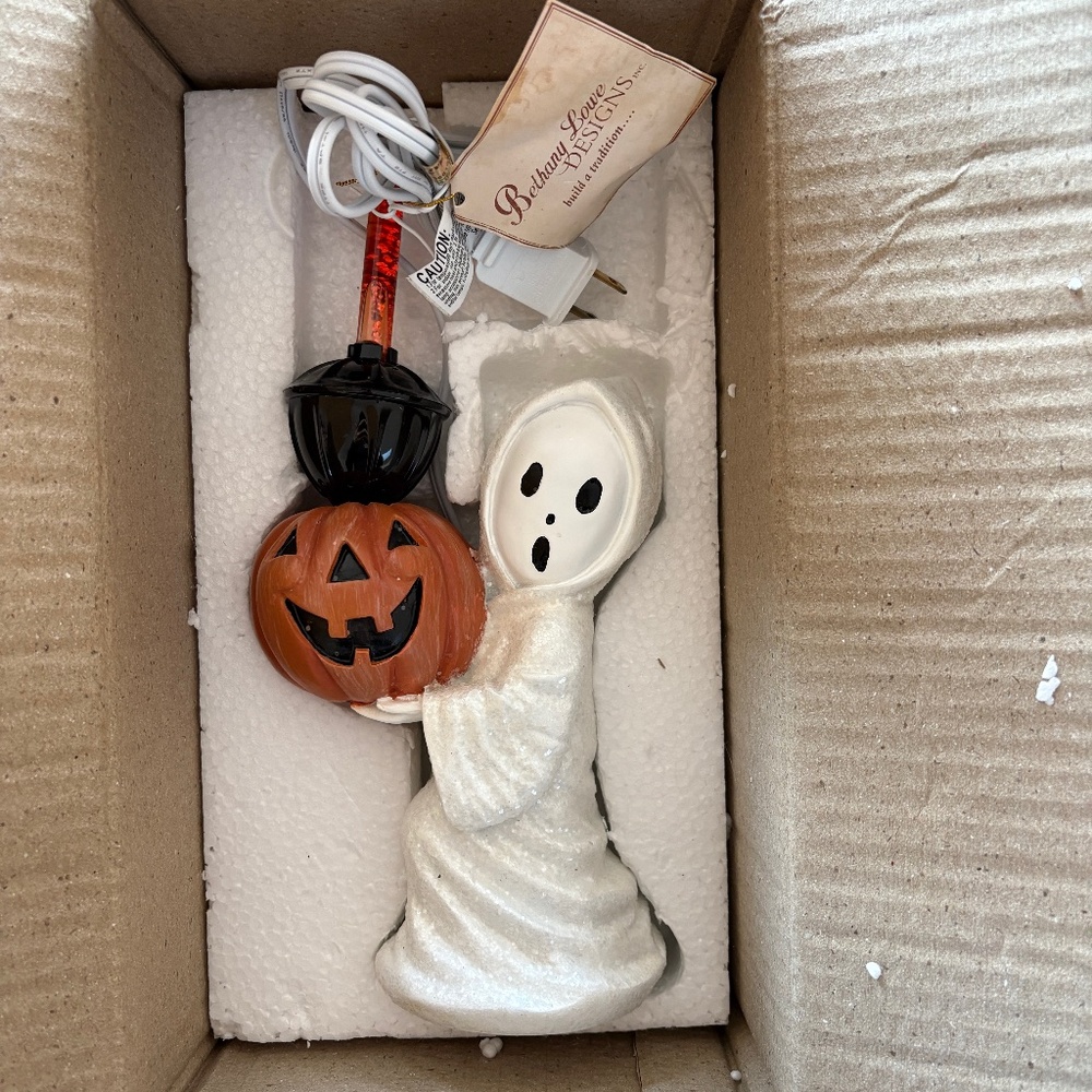 Halloween Bubble Light Ghost The Vermont Country Store